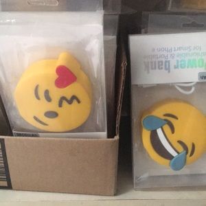 Emoji battery pack chargers